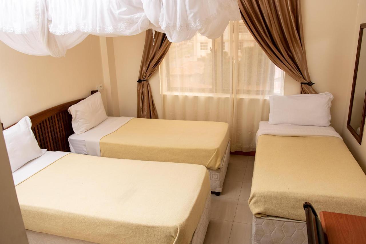 Briston Hotel Аруша Экстерьер фото